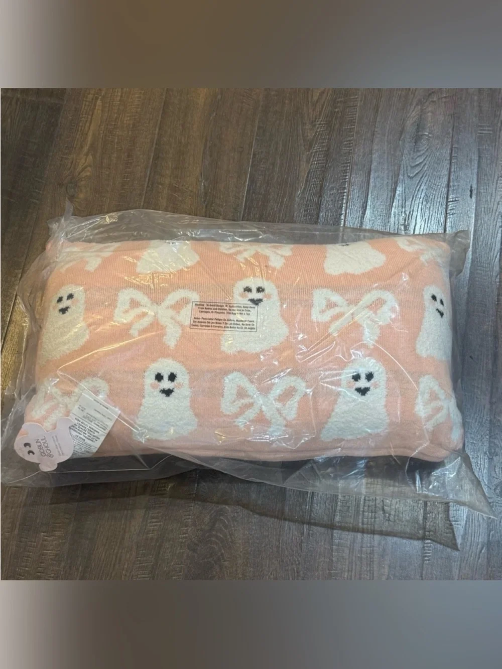 Goblin & Ghoul Halloween Ghost & Bow Knit Throw Pillow